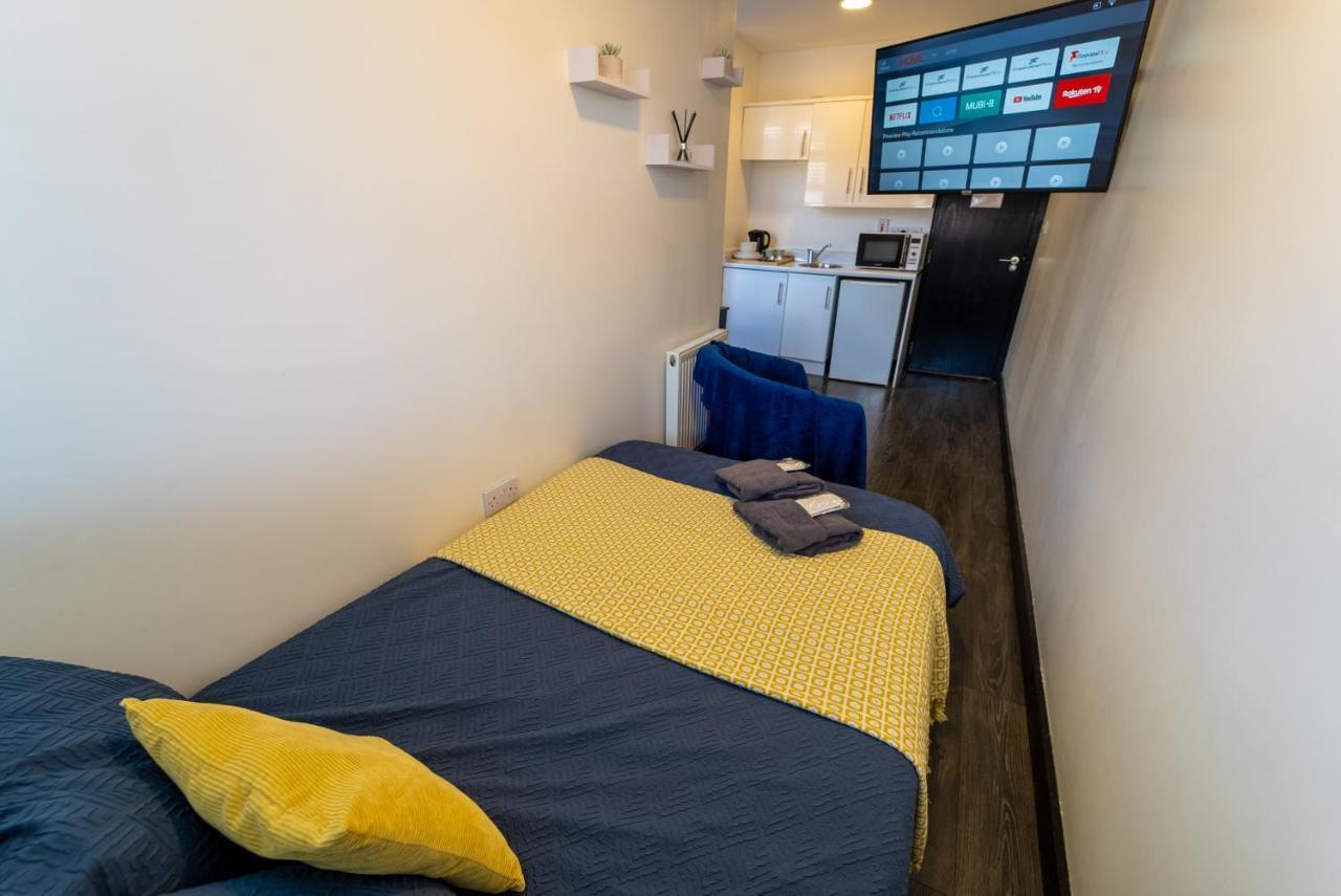 Staysa Equipped Studios Near Qe And Uob In Guesthouse Close To The City! Birmingham Camera foto