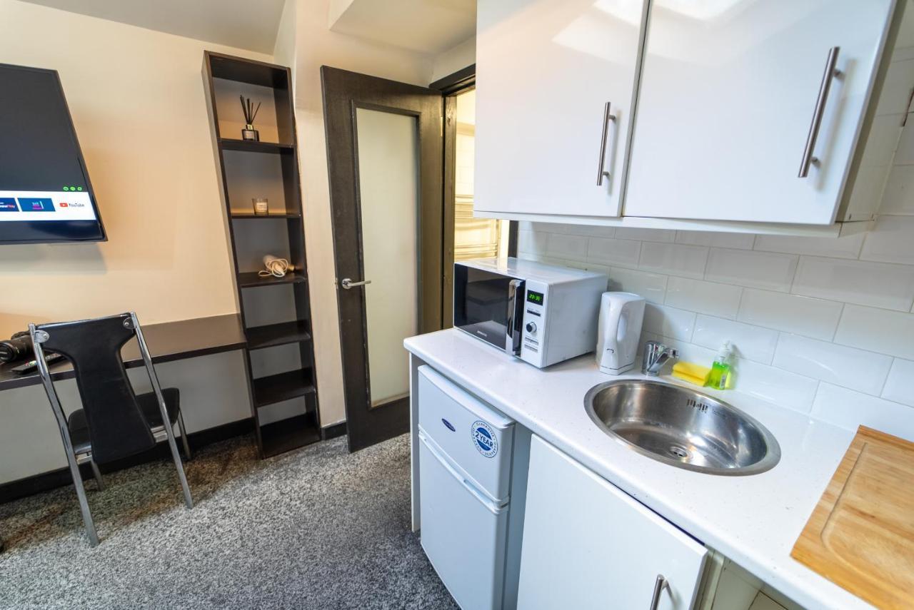 Staysa Equipped Studios Near Qe And Uob In Guesthouse Close To The City! Birmingham Camera foto