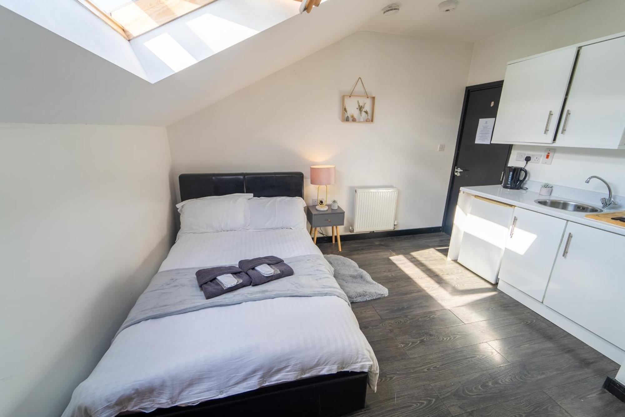 Staysa Equipped Studios Near Qe And Uob In Guesthouse Close To The City! Birmingham Camera foto