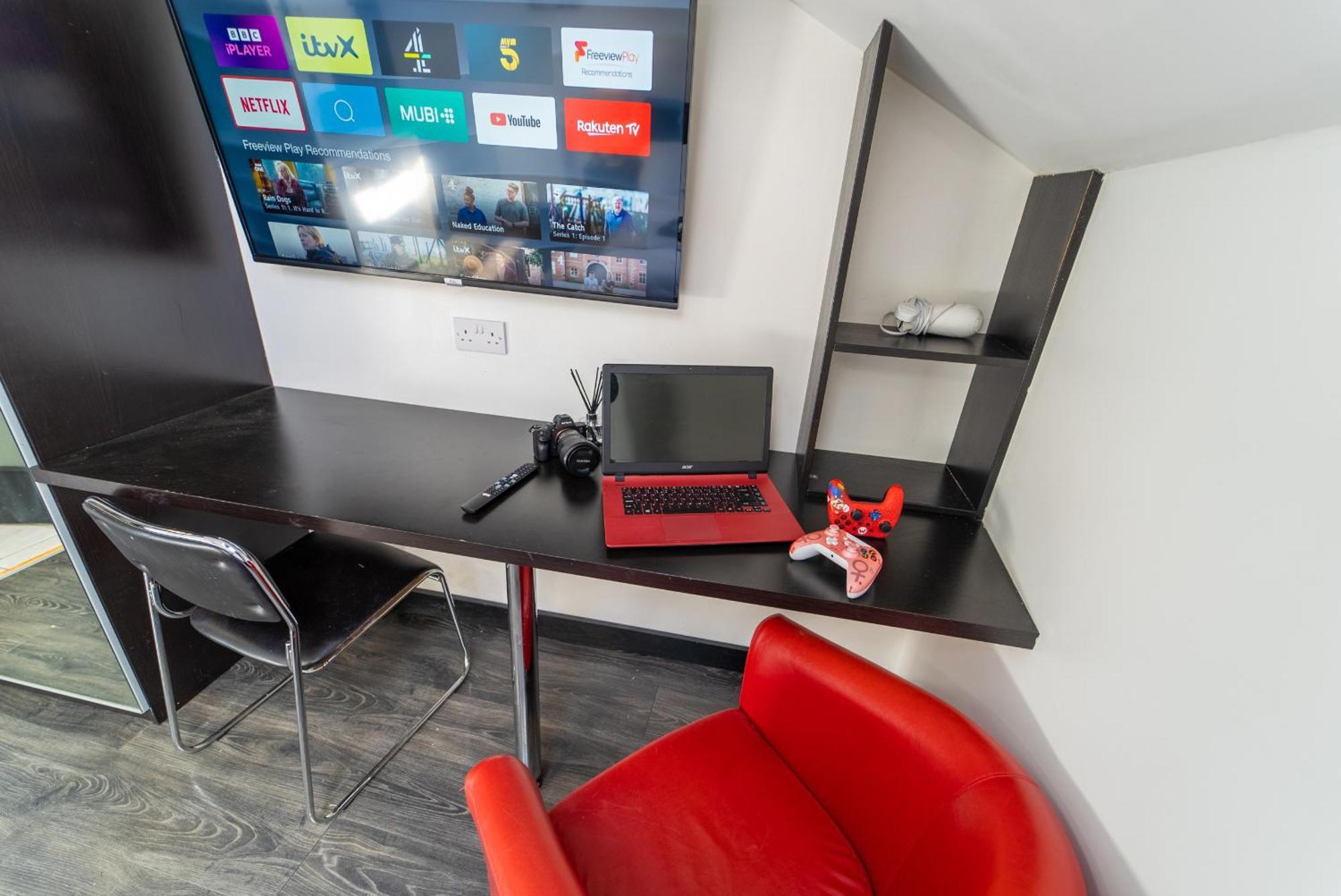 Staysa Equipped Studios Near Qe And Uob In Guesthouse Close To The City! Birmingham Camera foto